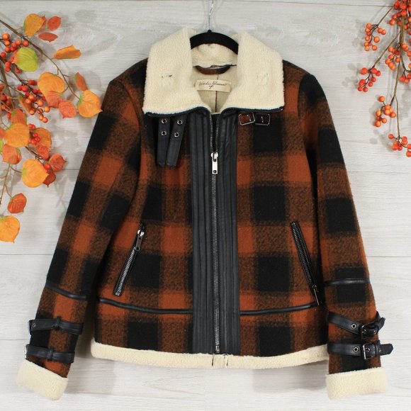 Wonder Blossom NYC Jackets & Blazers - 🥰HP💕 Plaid Moto Jacket with Sherpa Lining